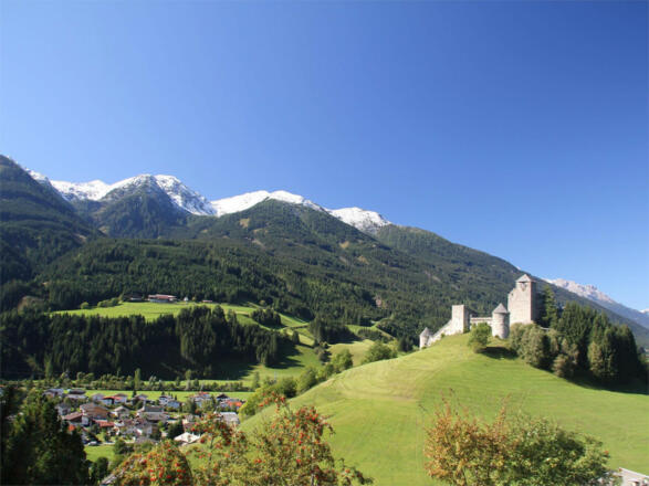 Burg Heinfels