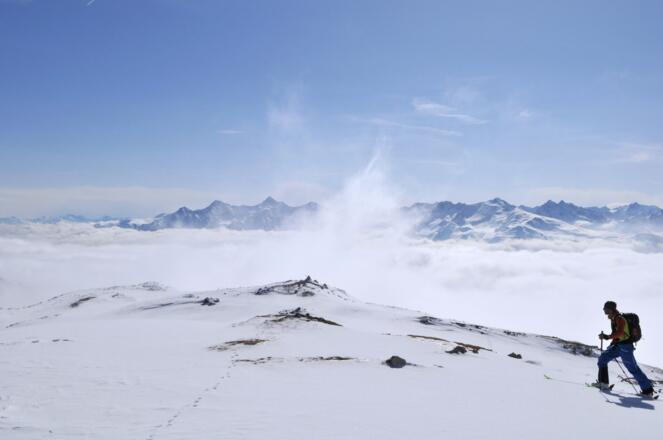 Die letzten Meter zum Höllkopf, Blick über das Inntal