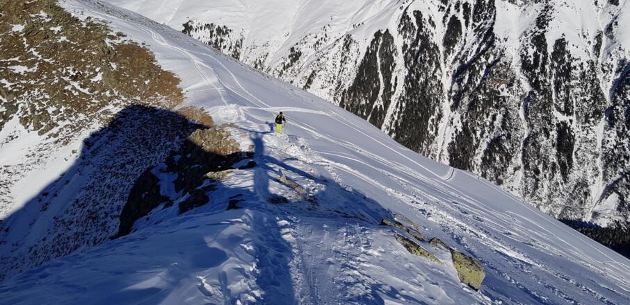 Der Grat zwischen Mittertal und Wörgetal ist erreicht. Noch ein kurzes Stück ...