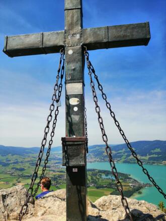 Gipfelkreuz am Almkogel 1.030 m