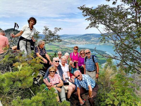 Wenig Platz am Gipfel des Almkogel