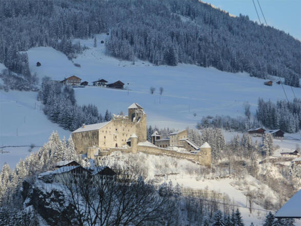 Burg Heinfels