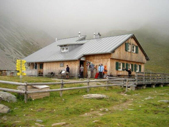 Obstanserseehütte