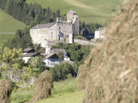 Burg Heinfels