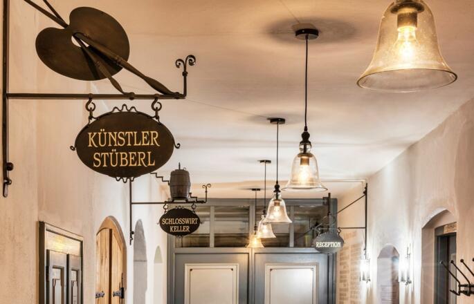 Hotel-Gasthof Schloßwirt - Gang