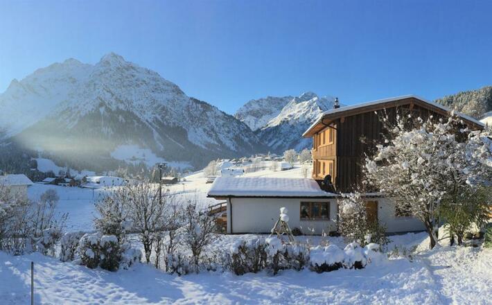 Ahorn Chalet / erster Schnee