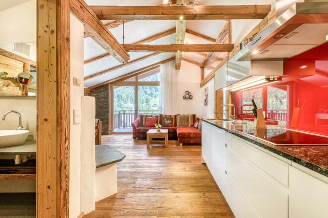 Uralp_Royal_BY_MATTHIAS_RHOMBERG_019