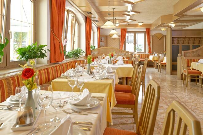 restaurant