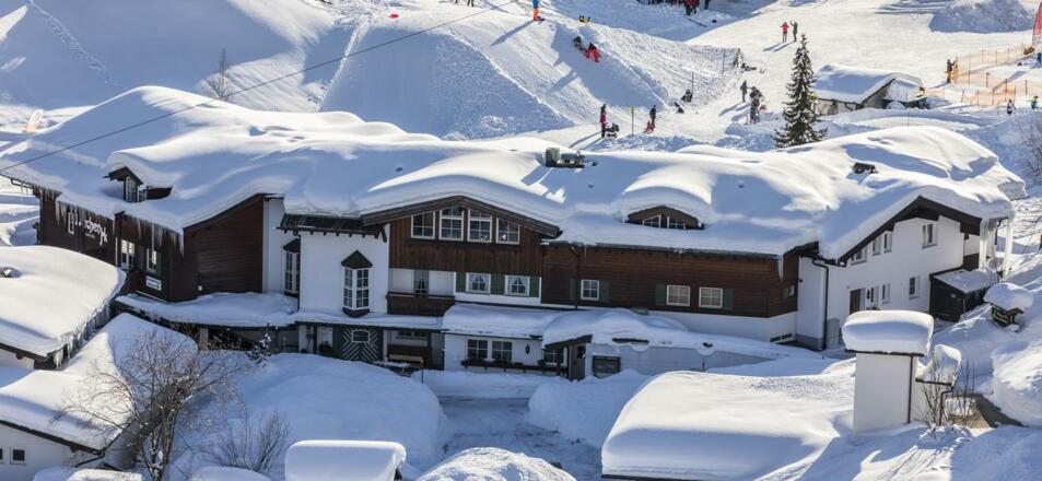 Winter Hotel 2019 Eingang Ansicht