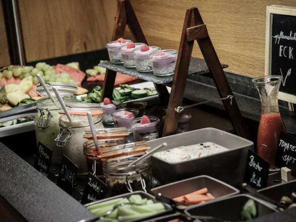 pflanzliches Eck Frühstücksbuffet