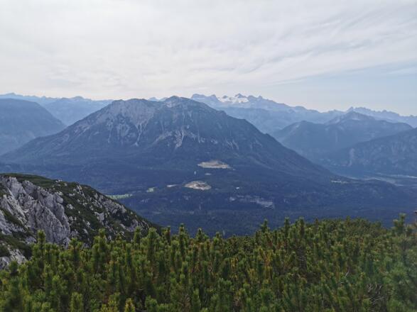 Ausblick auf Sarstein und Dachstein