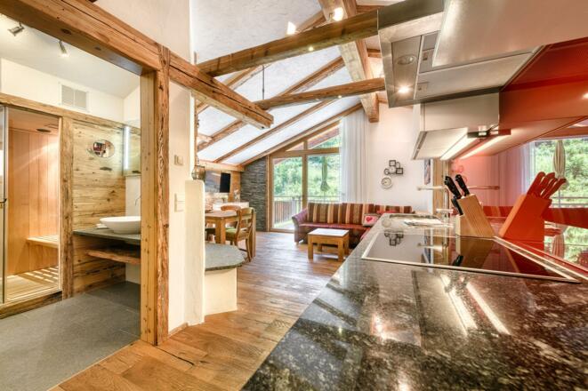 Uralp_Royal_BY_MATTHIAS_RHOMBERG_014