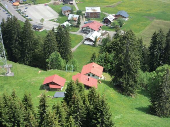 Laubenzug Hütten Blick aus der WHB