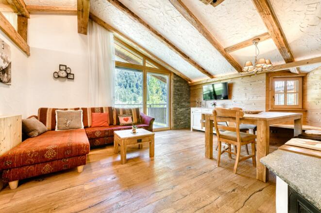 Uralp_Royal_BY_MATTHIAS_RHOMBERG_012