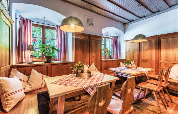 Hotel-Gasthof Schloßwirt - Künstlerstüberl