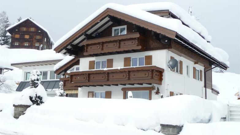 Haus im Winter