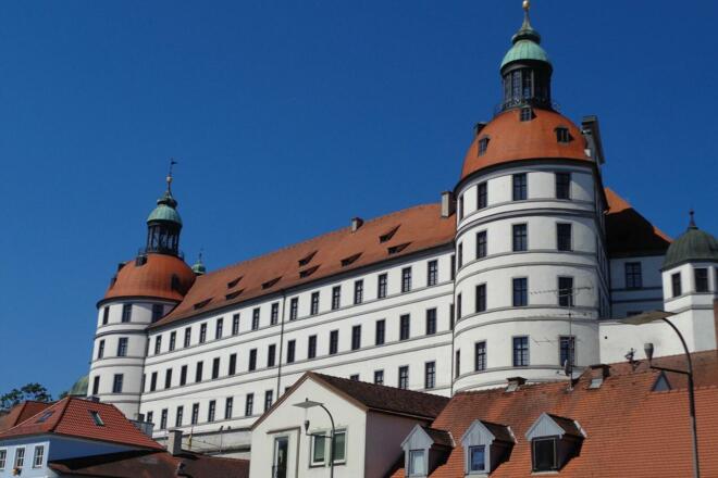 Wasserwege zwischen Kunst und Kulinarik