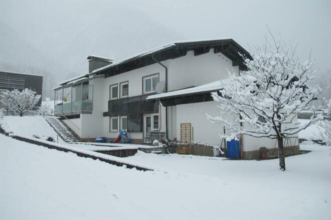 Haus Mangeng - Ferienwohnung im Winter
