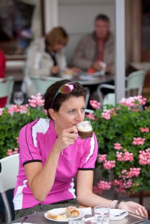 Im Café in der Stadt Salzburg