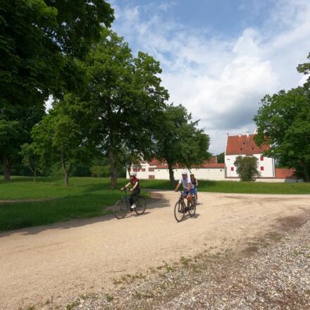 Wasserwege zwischen Kunst und Kulinarik