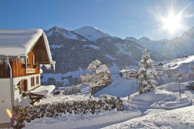 Sonnenterasse mit traumhaftem Ausblick