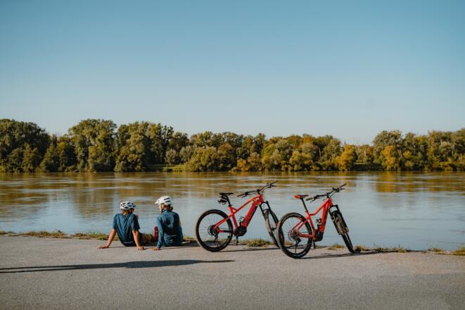 Radtour am Donauradweg Au Donau