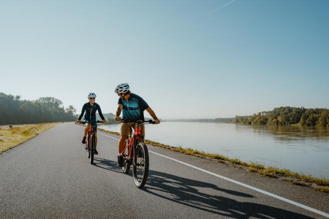 Radtour am Donauradweg Au Donau