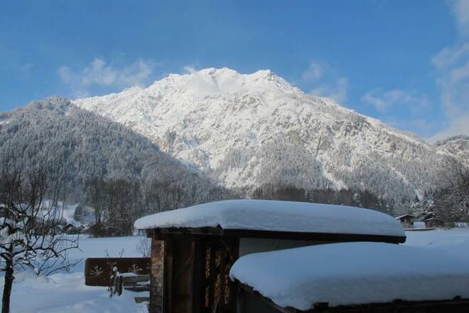 Blick auf die Vandanser Steinwand
