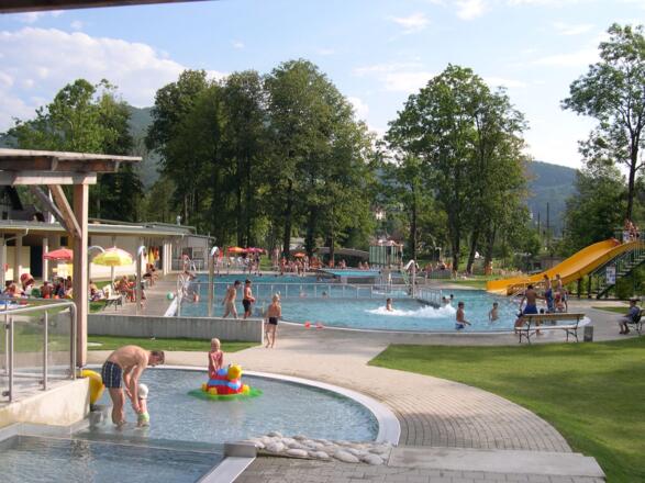 Schwimm- und Sonnenbad Weyer