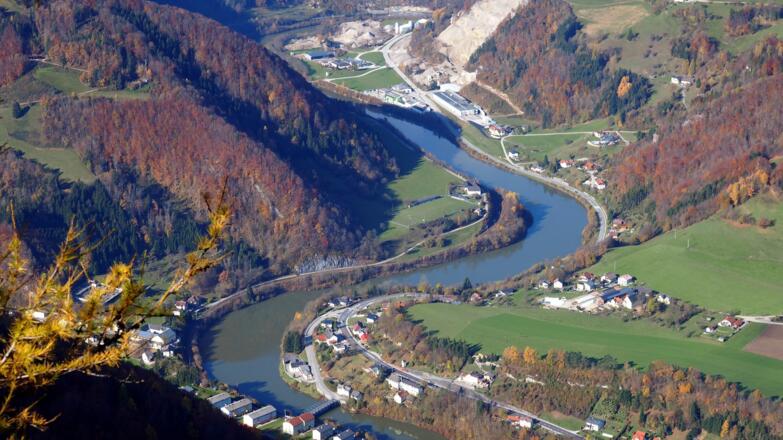 Grandioser Tiefblick nach Norden ins Ennstal