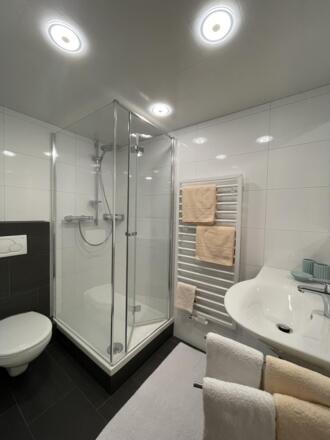 En suite Badezimmer