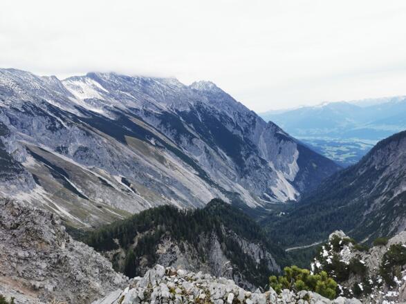 Bettelwurf und Halltal Blick