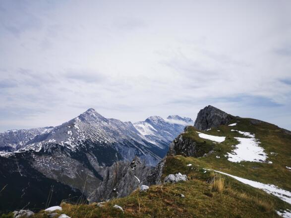 Die steilen Abbrüche der Wildangerspitze