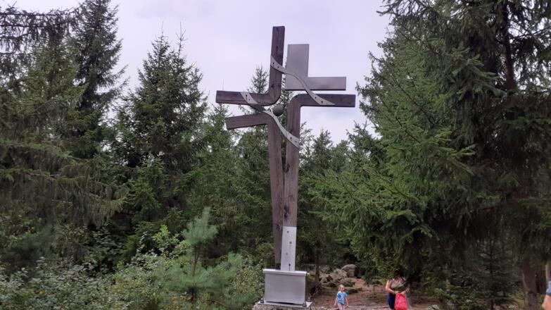 Trölsberg- Kreuz 732 m