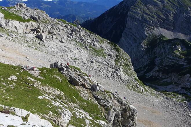 Tiefblick auf die Nachkommenden