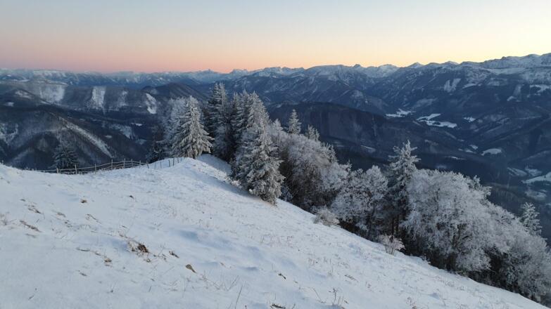 Ausblick vom Kurvenlisthang in Richtung Gesäuse