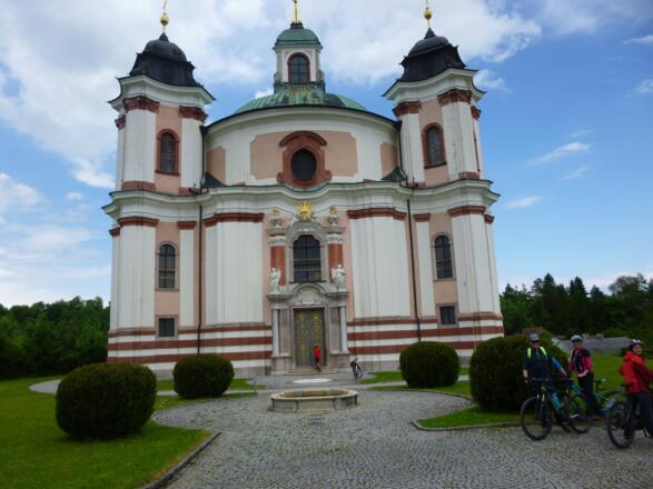 Dreifaltigkeitskirche "PAURAKIRCHE"