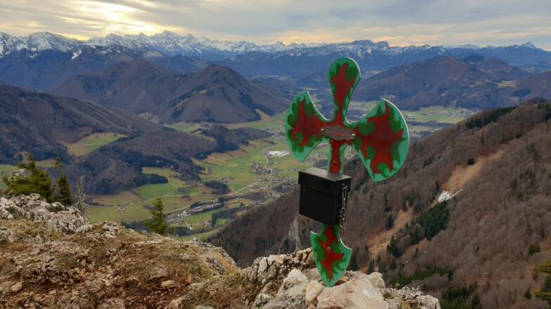 Gipfel der Lust mit Blick Richtung Molln, dahinter das Tote Gebirge