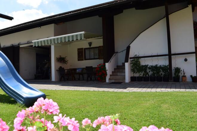 Gästebereich und Zugang zu den Ferienwohnungen