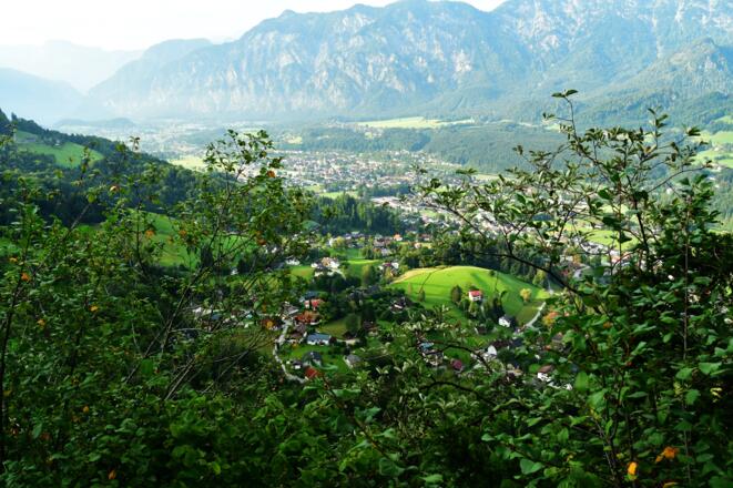 Blick nach Bad Goisern und zum Hallstättersee