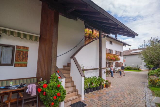 Eigener Aufgang zu den Ferienwohnungen