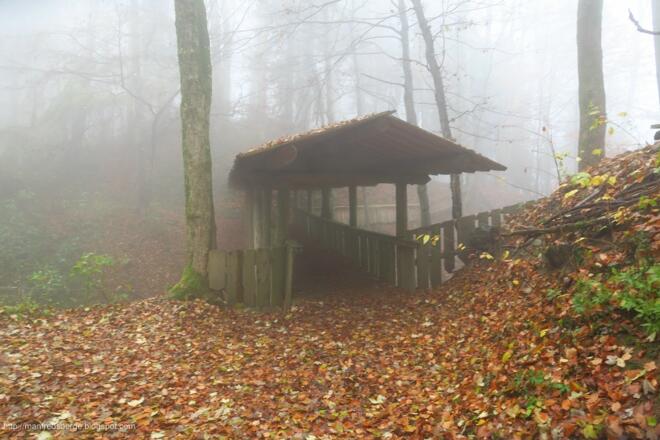 Beim Spielplatz