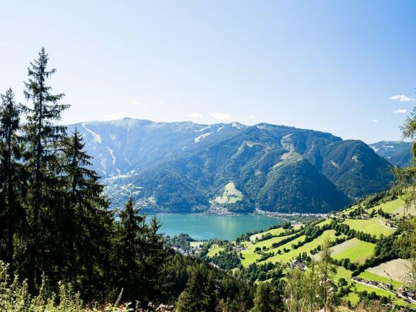 Blick auf den Zeller See