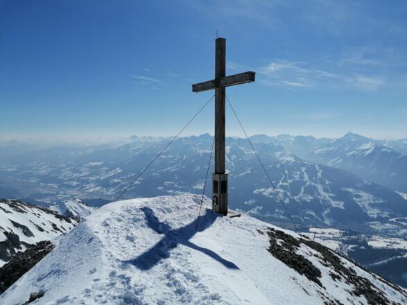 Scheichenspitze 2.667 m / Blick in die Schladminger Tauern