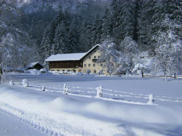 Apartment Bluntaumühle im Winter Front