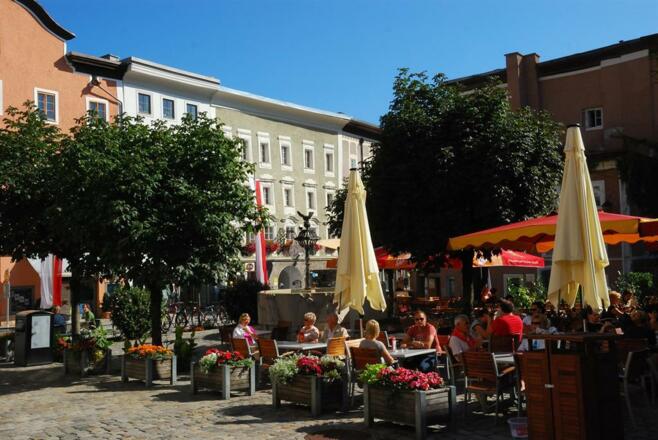 Bayrhamerplatz_18
