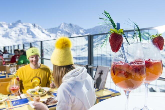Kulinarischer_Genuss_im_Panoramarestaurant_Muttjöc