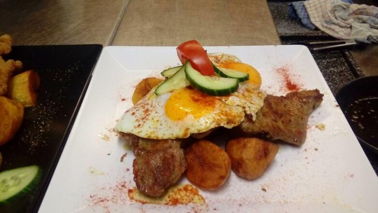 31466823_10213274389952302_253203831226105856_n