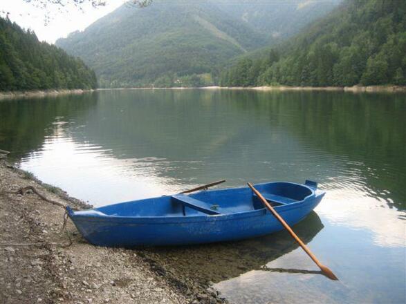 Unser Badesee mit Ruderboot