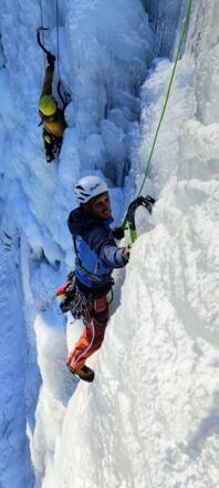 Im Nachstieg in der 1. Seillänge